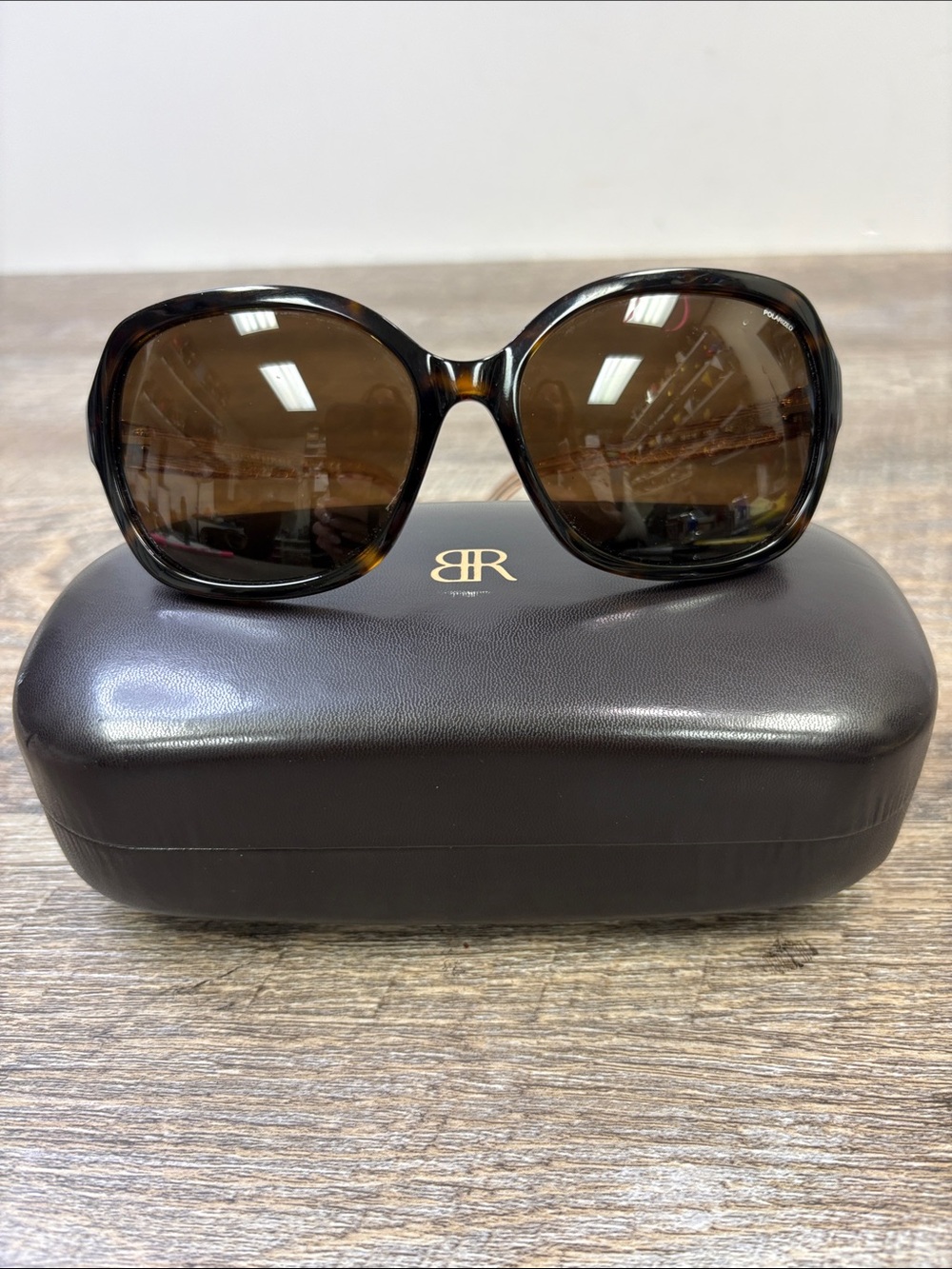 Banana Republic Polarized Oversized Tortoise Sunglasses with Case